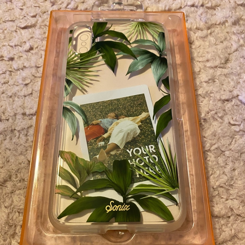 Sonix IPhone XS Max Clear Photo Frame Case.